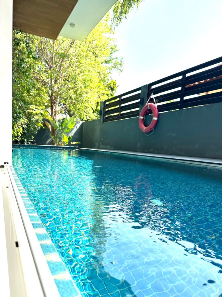 Renovated 3.5 Storey Semi-D @ 3.5 Storey Semi D @ Keris, Semi-Detached in Singapore